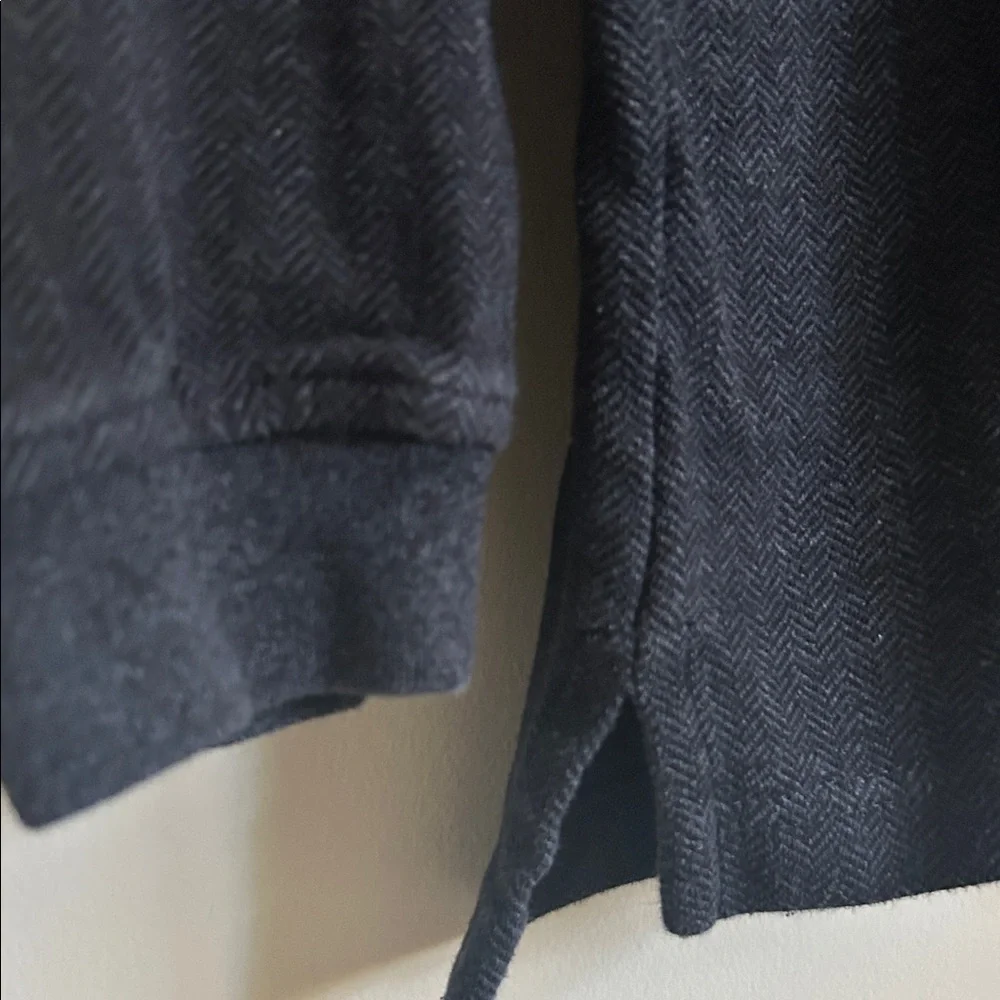 Izod stylish crewneck